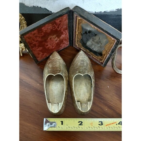 Set Of Vintage Brass Asian Slippers | Etched | Shelf Decor - Picture 5 of 10